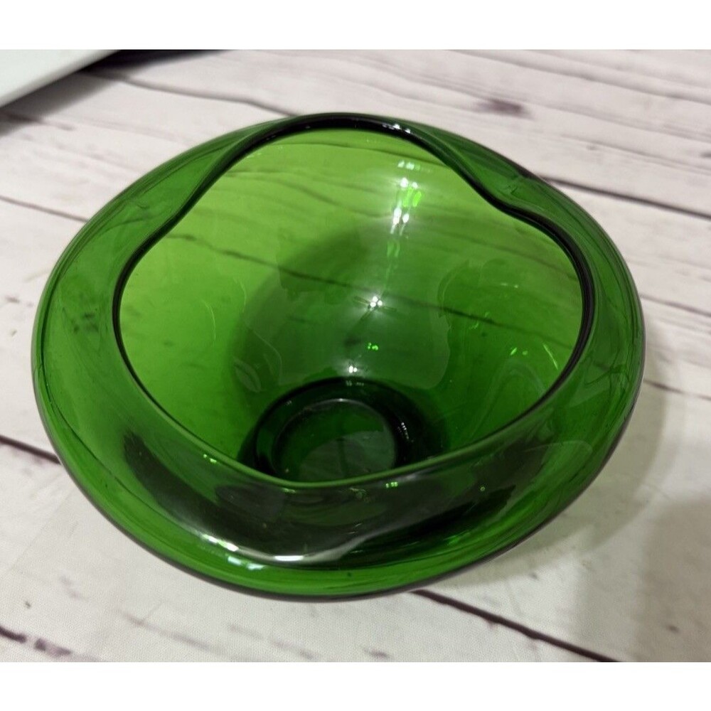 Mid Century Hunter Green Glass Bowl Waved Edge 5” X 3” Tall Vintage MCM Art - Picture 2 of 12